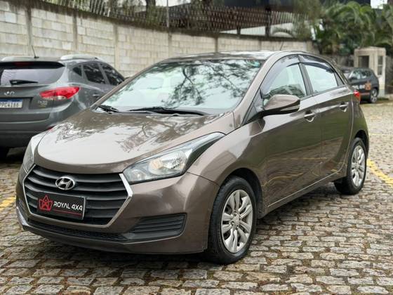 HYUNDAI HB20 1.0 COMFORT 12V FLEX 4P MANUAL HYUNDAI HB20 1.0 COMFORT 12V FLEX 4P MANUAL